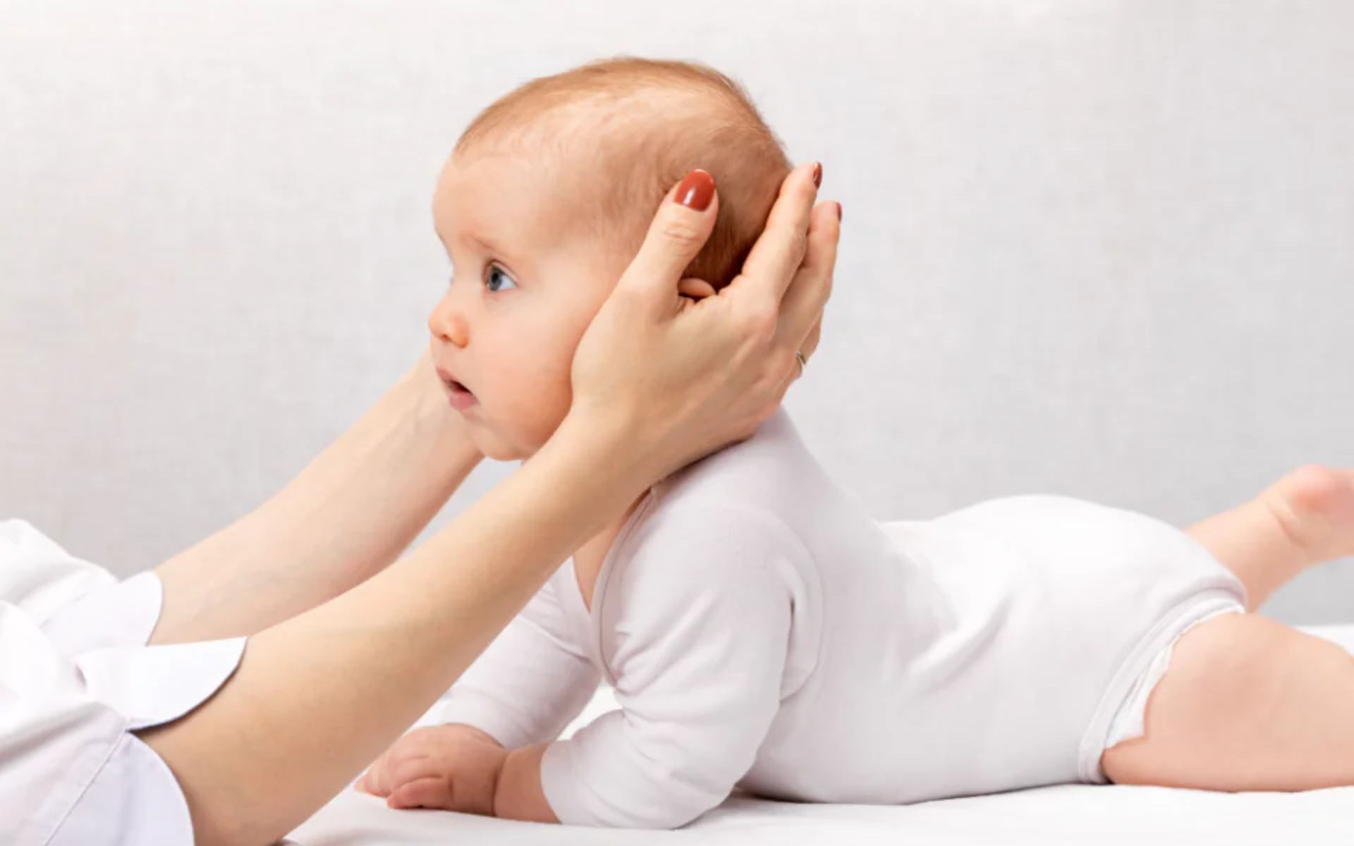 Exercícios para fortalecer a coluna do seu bebê
